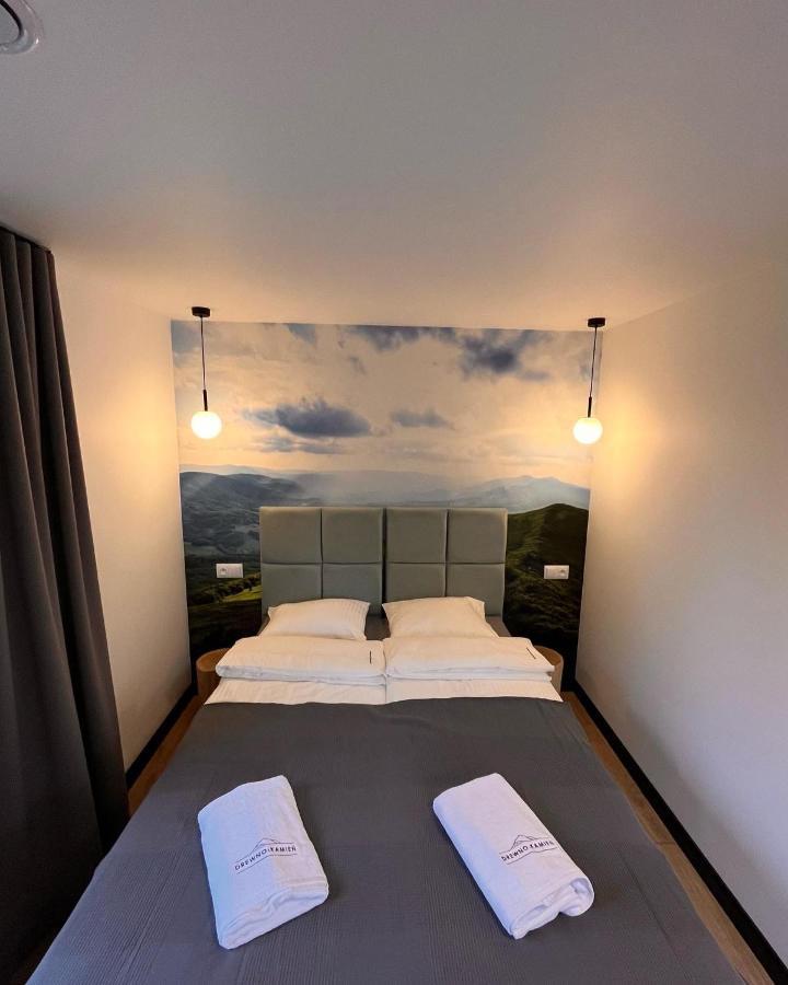 Drewno I Kamien Apartment